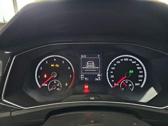 Fahrzeugabbildung Volkswagen T-Roc 1.5 TSI DSG Sport PANO NAVI RFK ASSISTENZ-