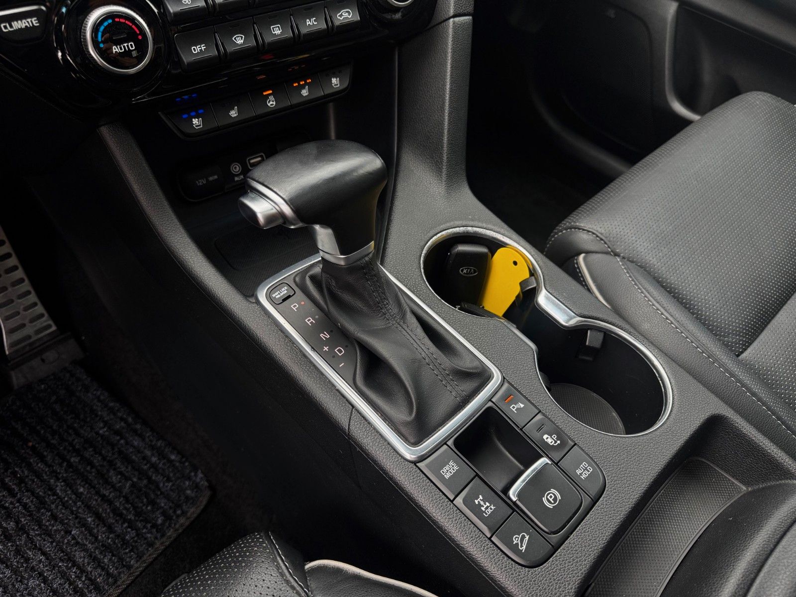 Fahrzeugabbildung Kia Sportage GT-Line 4WD GLASDACH SITZKÜHLUNG