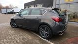 Opel Astra J Lim. 5-trg. Exklusiv - Xenon Navi AHK - Opel Astra mit Diesel-Antrieb