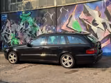 Mercedes-Benz E 320 CDI 4MATIC T AVANTGARDE Avantgarde - Mercedes-Benz E 320: Cdi 4matic