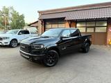 Dodge LONGHORN*HEAD UP*DIGI TACHO*4X4*AHK*NAVI*VOLL - gebrauchte Dodge RAM aus dem Jahr 2024