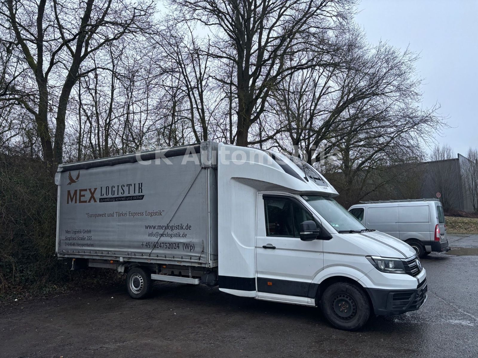 Fahrzeugabbildung Volkswagen Crafter Pritsche/Plane 35 lang FWD/Motorschaden