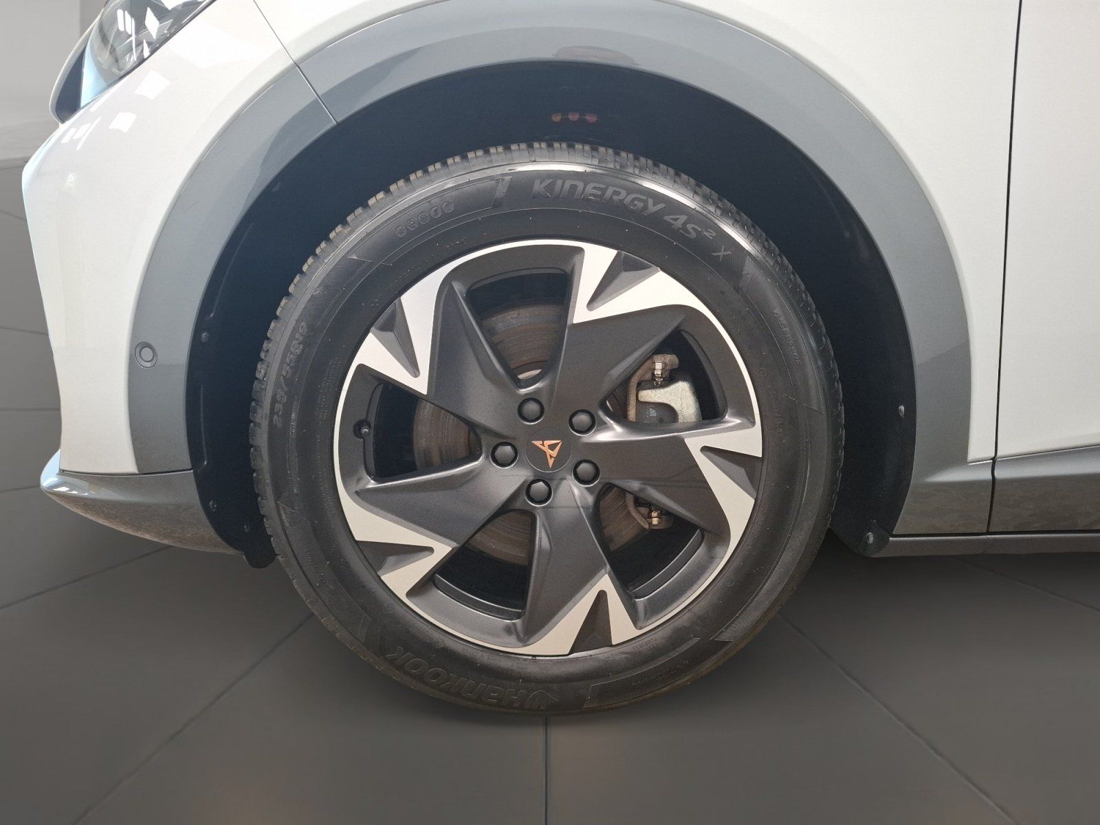 Cupra Tavascan - Bild 5