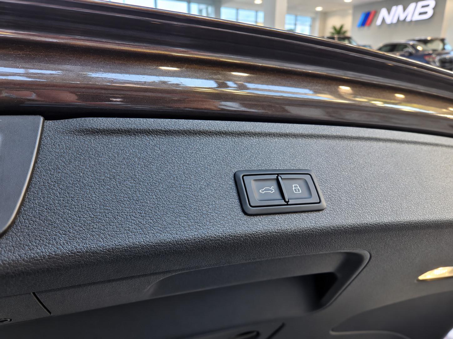 AUDI A4 ALLROAD 3.0TDI QUATTRO MATRIX VIRTUAL  | 272 ch | BVA | HAYON ÉLECTRIQUE | PACK SPORT | VOLANT EN CUIR