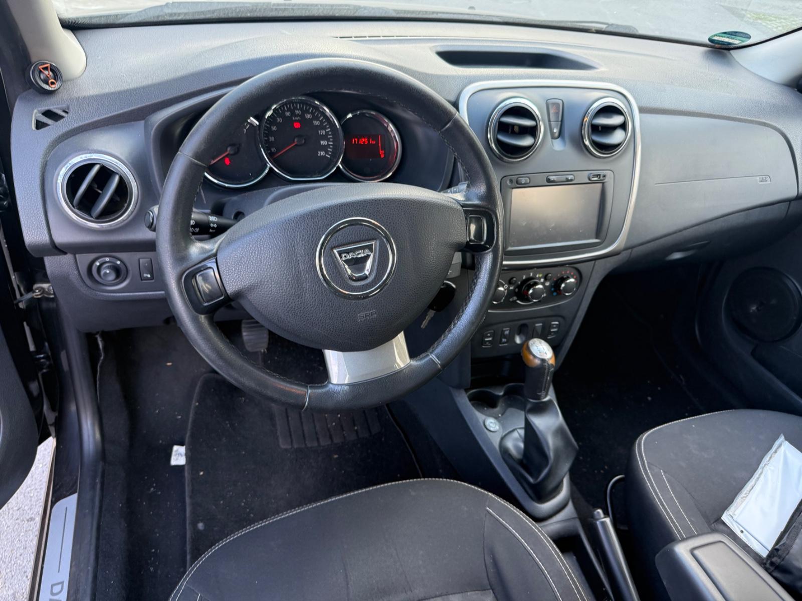 Dacia Logan 2014 — photo 6