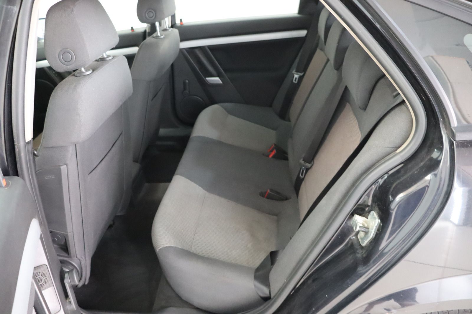 Fahrzeugabbildung Opel Vectra C 1.8 Edition * Gas * Klima * HU 05.2027