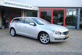 Volvo V60 1.6 T3 Momentum Clima|Navi|Cruise|PDC|LMV - Volvo V60: Scheckheftgepflegt