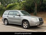 Subaru Forester 2.0 / 4X4 /Active/Automatik/1 Hand/ - Subaru Gebrauchtwagen in Stuttgart