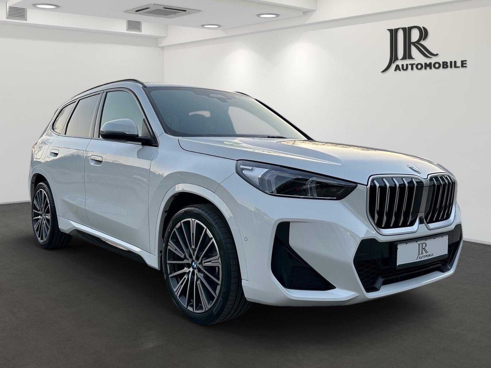 BMW X1 23 d xDrive M Sport   AHK,LED,Head-up-Display