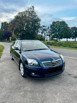 Toyota Avensis T25 VVT-I - Toyota Avensis in Stuttgart