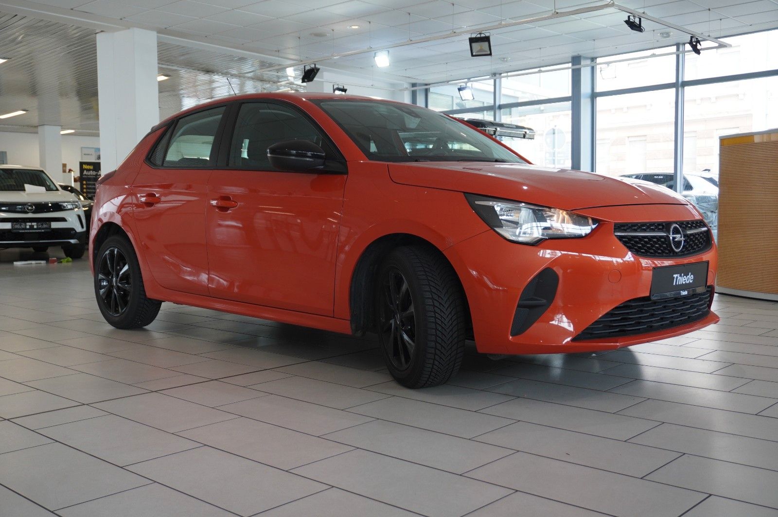 Fahrzeugabbildung Opel Corsa F 1.2T EDITION NAVI/USN/TEMP./SPORT/DAB+