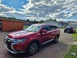 Mitsubishi Outlander 4WD Top  7 Sitz   F... - Mitsubishi Outlander Top mit Diesel-Antrieb