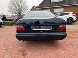 Mercedes-Benz E220/2HAN/LEDER/KLIMA/TEMP/SBD/AUTOM/ELSITZE/VOL - gebrauchte Mercedes-Benz E 220 aus dem Jahr 1995
