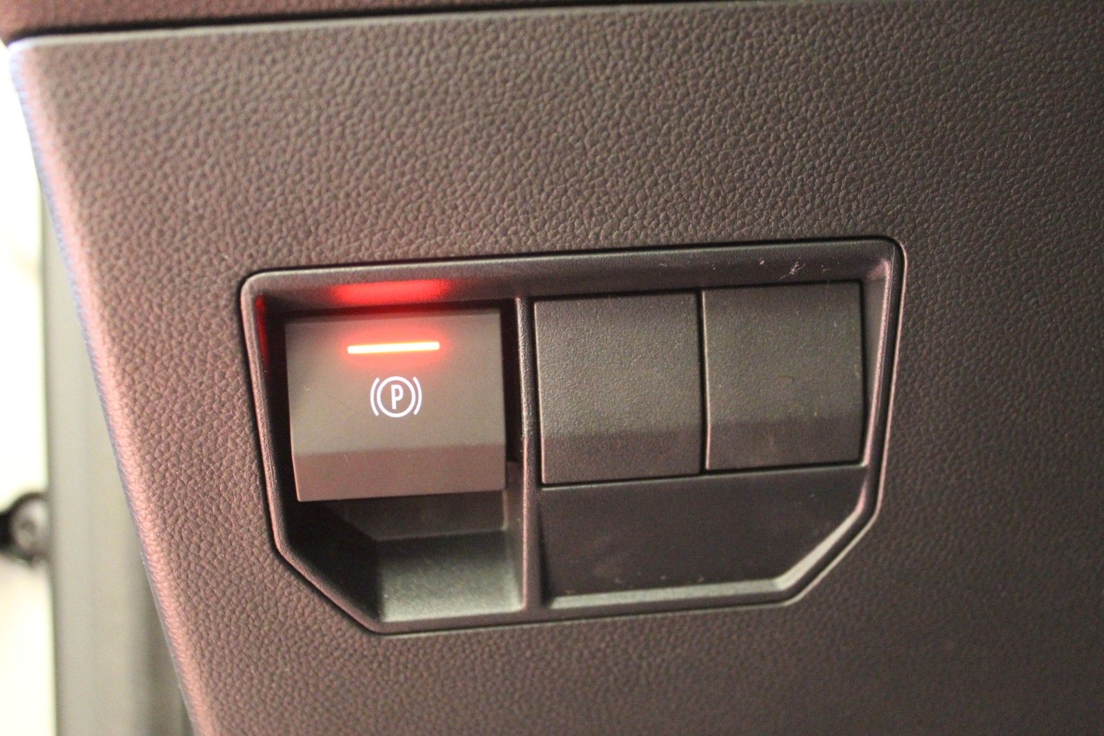 Fahrzeugabbildung Dacia Duster mild Hybrid 140 Journey *Winter-Plus-Pak*