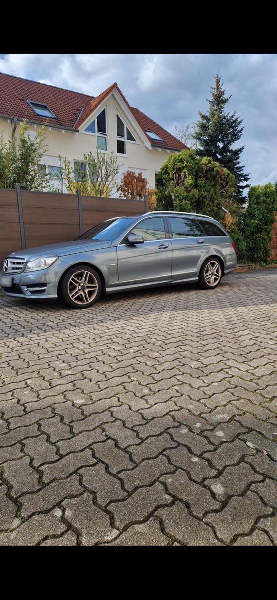 Mercedes-Benz C220, 2011