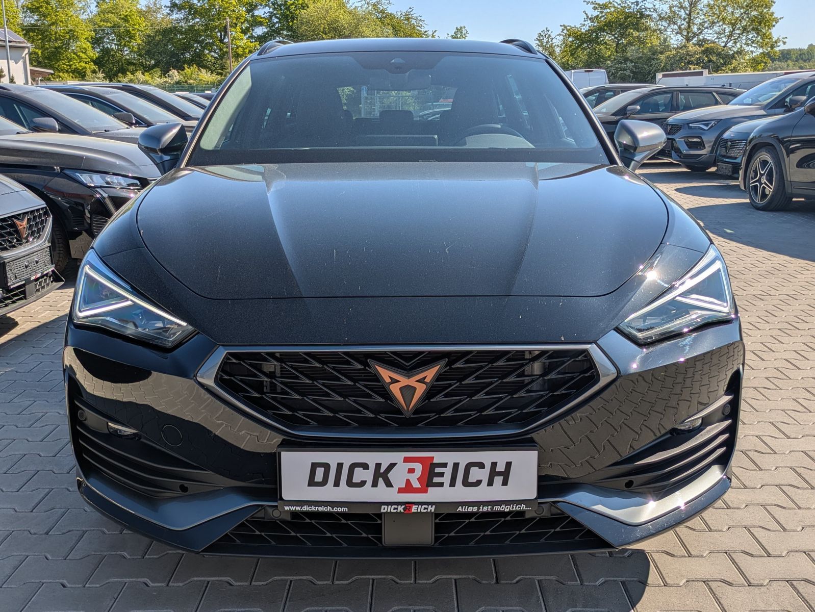 Fahrzeugabbildung CUPRA Leon 1.5 eTSI DSG MATRIX-LED*ACC*APP*KAMERA*18"