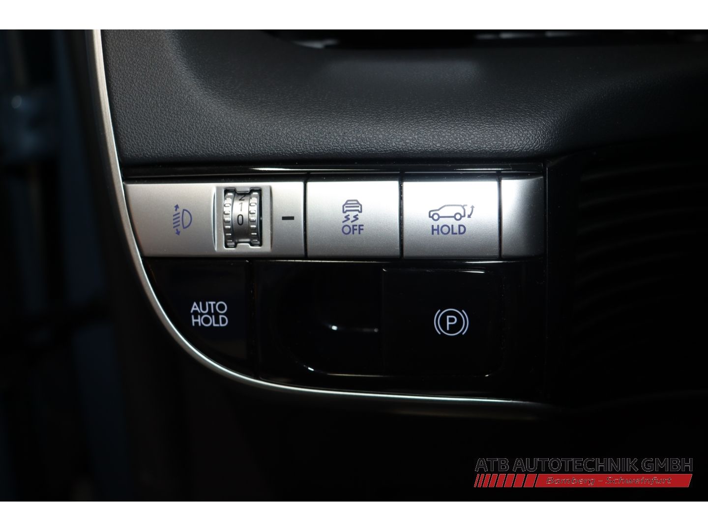 Fahrzeugabbildung Hyundai IONIQ 5 77,4 kWh UNIQ 4WD 97,7% SOH HUD El. Fond