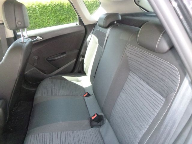 Astra J 1.6 Style OPC-Line