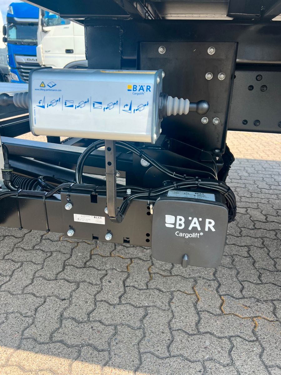 Fahrzeugabbildung MAN 26.480 6x2-4 LL CH