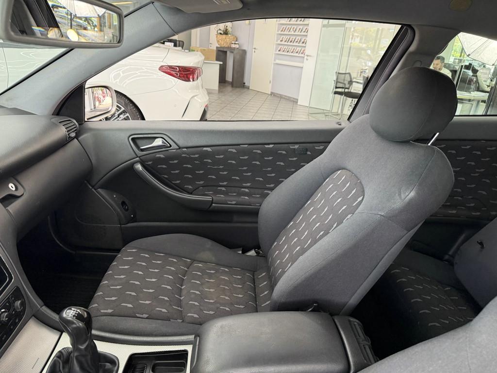 Mercedes-Benz CLC 220 CDI DPF Sportcoupe, Klima, Sitzh., AHK