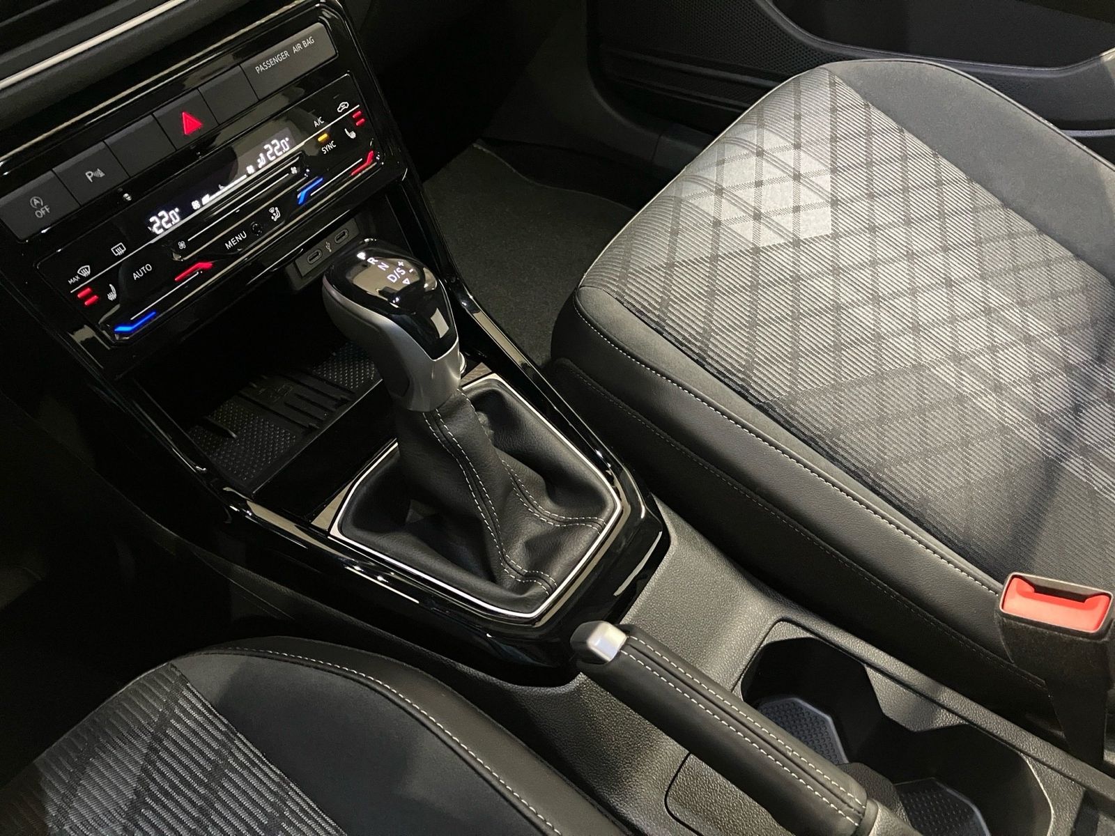 Volkswagen T-Cross - Bild 14