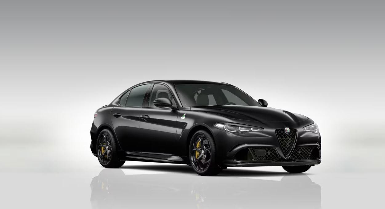 Alfa Romeo Giulia Quadrifoglio ORO+ AKRAPOVIC +NAVI