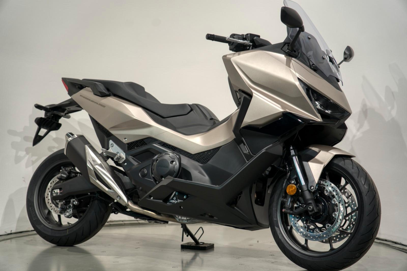 Honda Forza 750 *GT Roller*Sofort*
