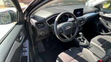 Ford Focus - 10