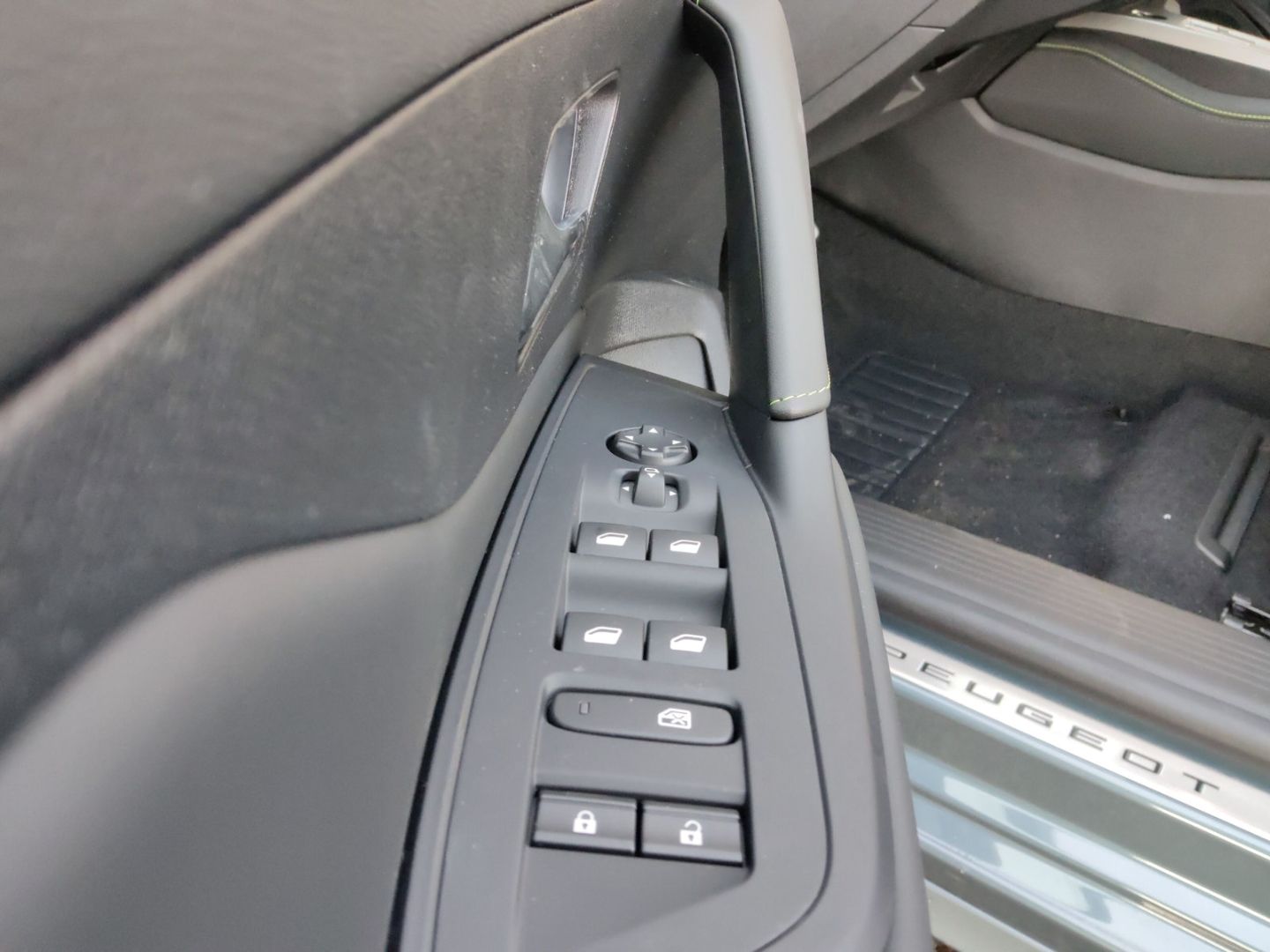 Peugeot 308 - Bild 18