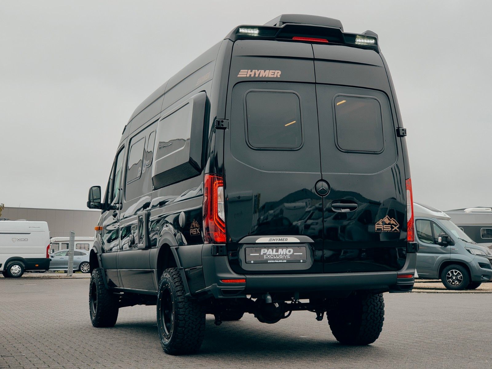 Fahrzeugabbildung HYMER / ERIBA / HYMERCAR GRAND CANYON S 4x4² RSX-8 LTD. - AUS ERSTBESITZ