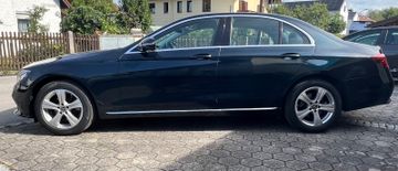 Mercedes E 200 - 2