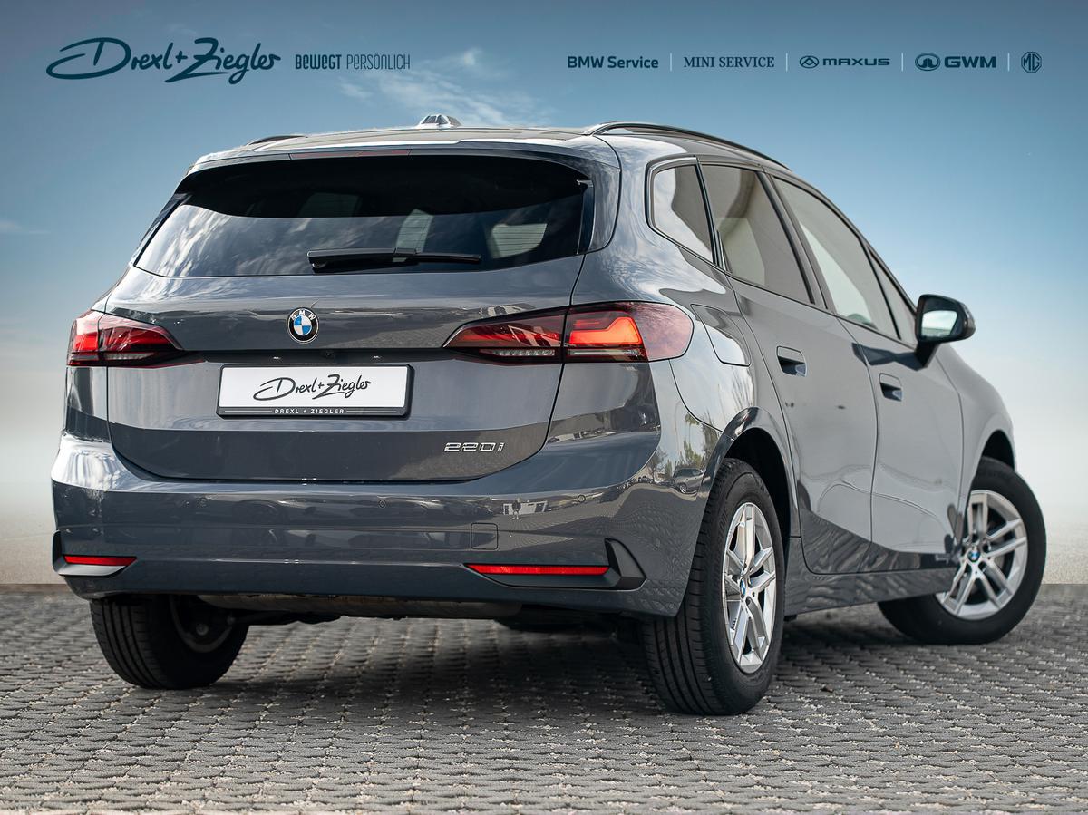 BMW 220i Active Tourer AHK PANO Alarm RFK ShadowL