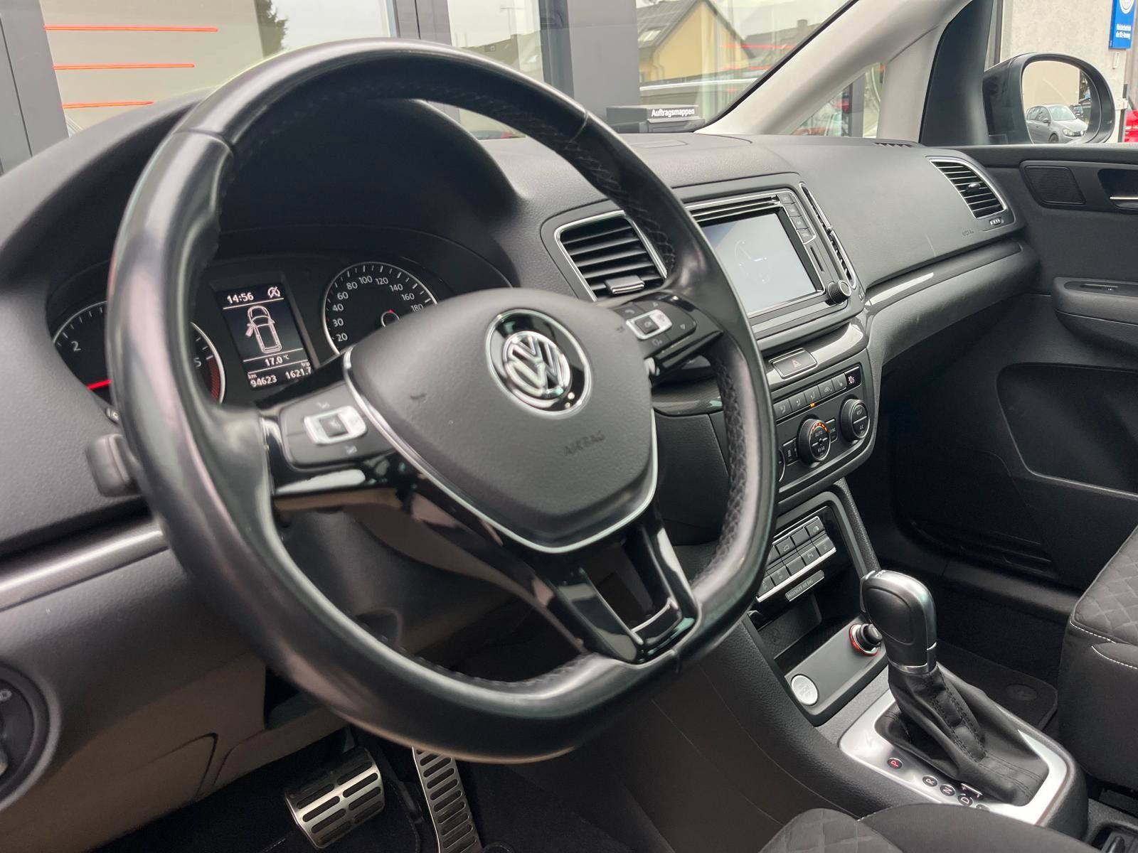 Fahrzeugabbildung Volkswagen Sharan 2.0TDI BMT Join 7.Sitzer*Pano*AHK*