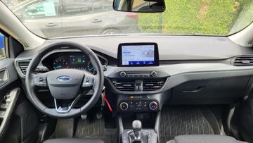 Fahrzeugabbildung Ford Focus Lim. Cool & Connect