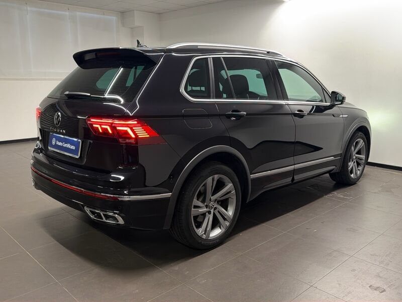 Volkswagen Tiguan R-LINE 1.5 TSI ACT 110 KW (150 imagem 3