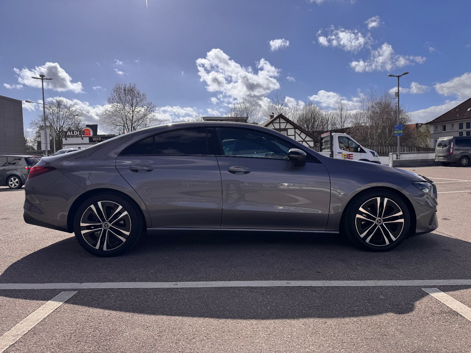 Mercedes-Benz CLA 200 d 8G DISTRONIC 360° BURMSTER STANDH foto 4