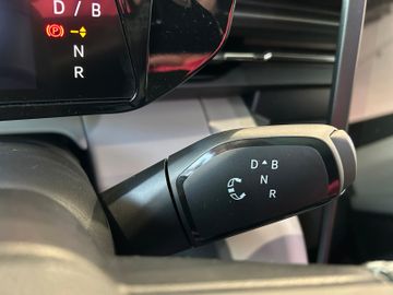 Ford Explorer Select RWD