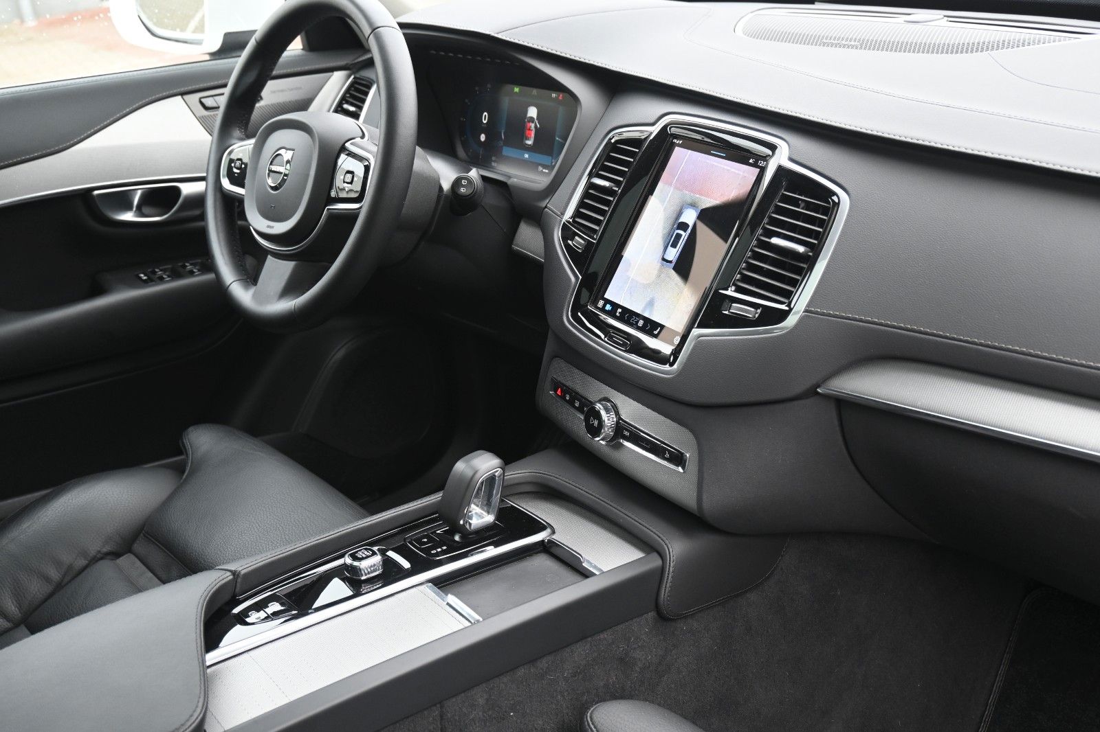Fahrzeugabbildung Volvo XC90 B5 D AWD Bright*STDHZG*360°*ACC*AHK