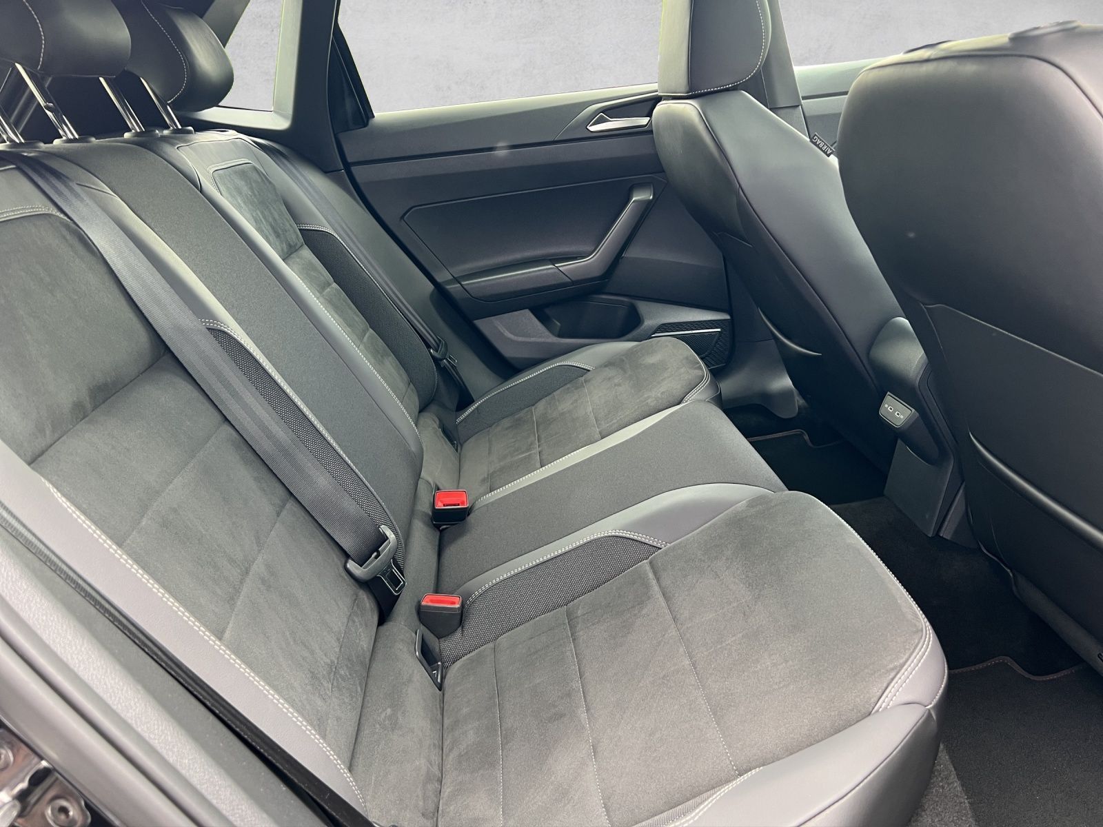Polo GTI 2.0 TSI DSG Navi*Kamera*Pano*ACC*