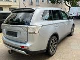 Mitsubishi Outlander 2.2 DI-D Top ClearTec 4WD 7-Sitzer - Mitsubishi aus 2014