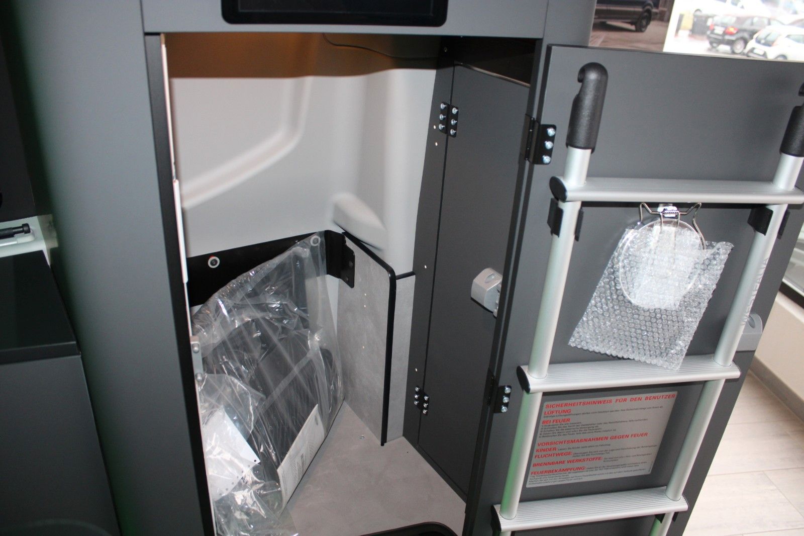 Fahrzeugabbildung Ford NUGGET L1 Active MARKISE + Aufstelldach SOFORT