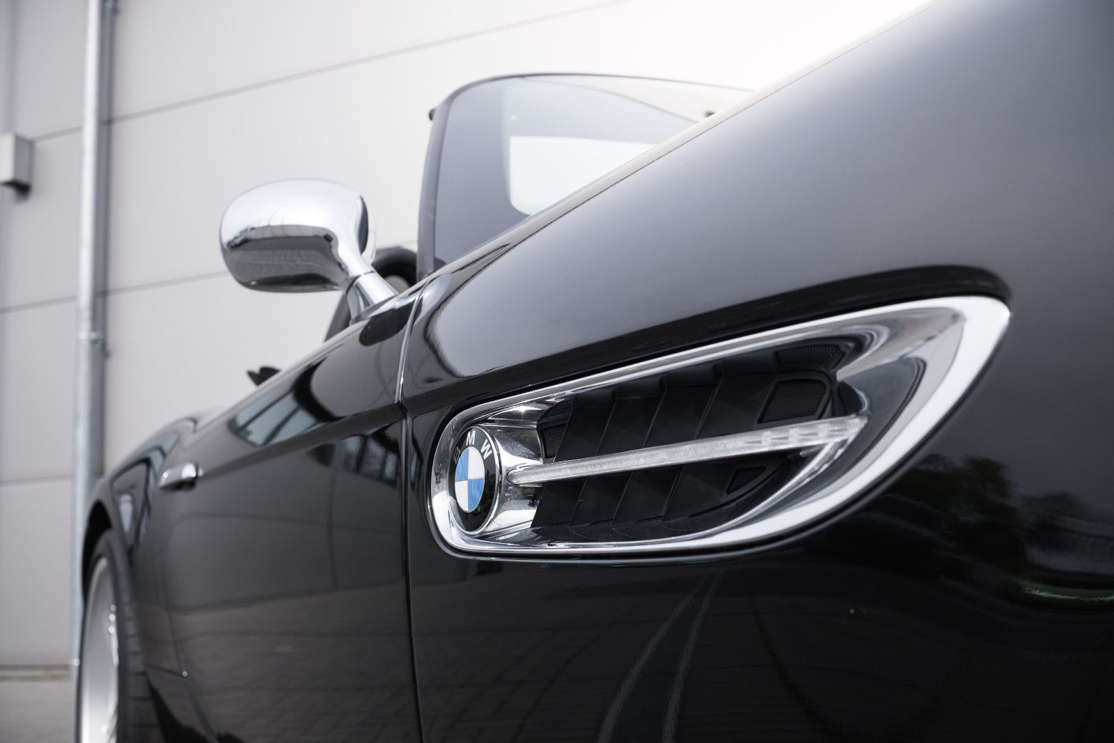 Fahrzeugabbildung BMW Z8 Roadster-Hardtop-unfallfrei-Alpinafelgen
