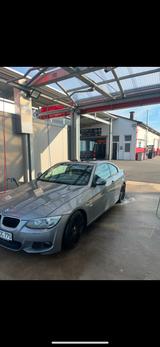 BMW 320d Coupé - - BMW 320 mit Diesel-Antrieb: Sportwagen, Automatik
