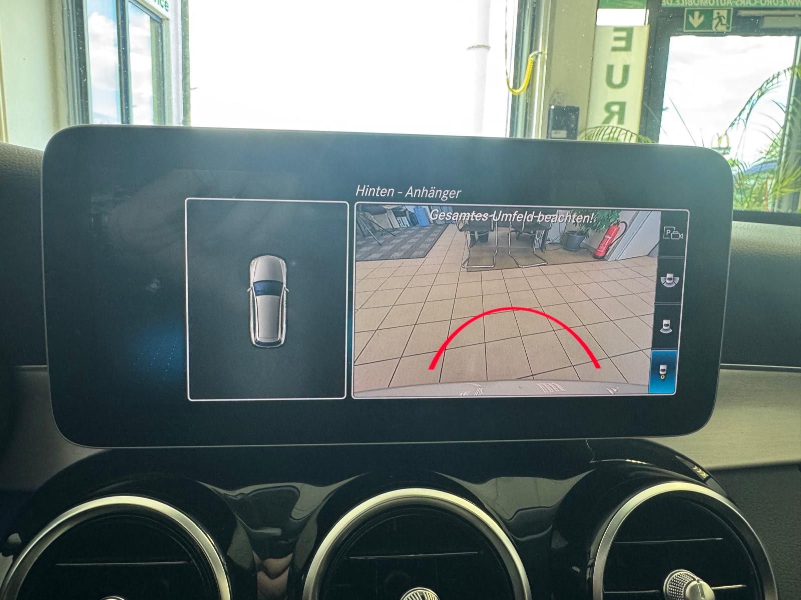 Fahrzeugabbildung Mercedes-Benz C 200 T-Modell AVANTGARDE/AHK/NAVI/KLIMA