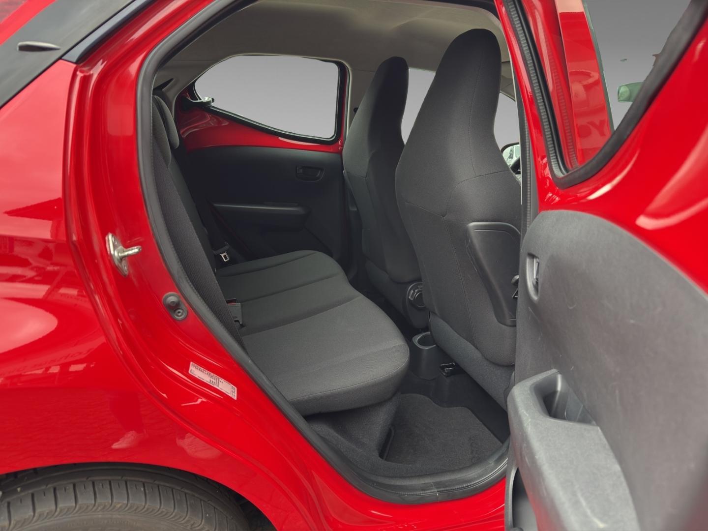 Toyota Aygo X 1.0 WKR bis zu 15 Garantie Klima Radio ZV