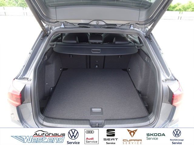 Fahrzeugabbildung Volkswagen Golf Var. R-Line 1.5l TSI 110kW DSG LED Navi