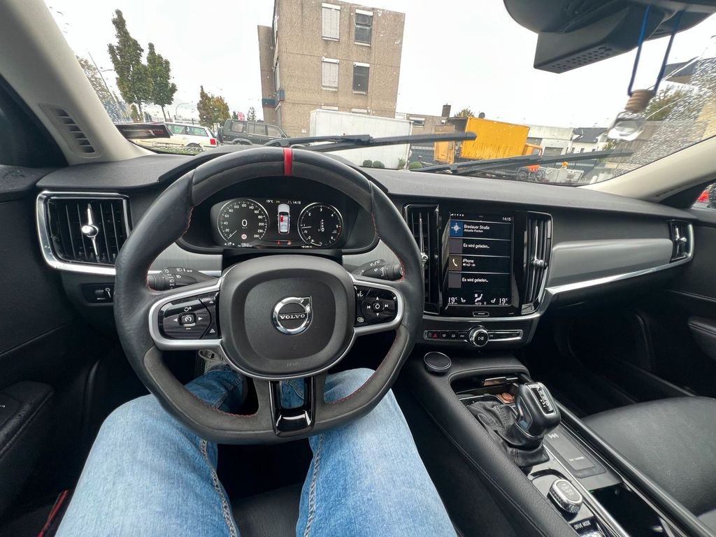 Image of Volvo V90