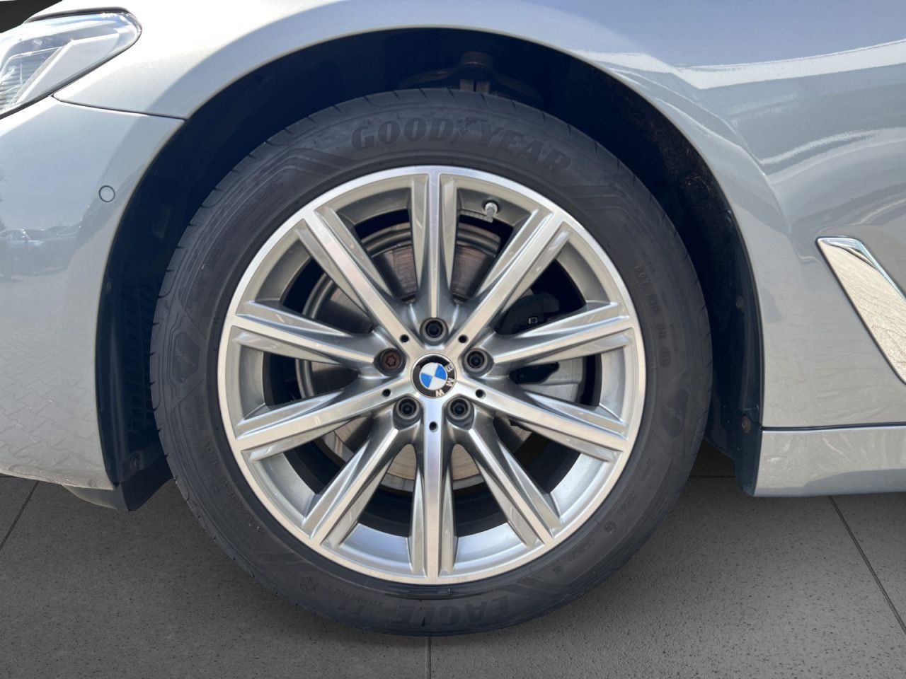 BMW 520 - Bild 19