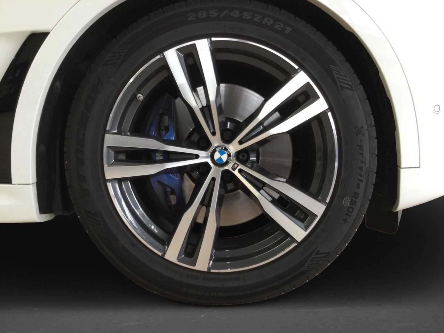 BMW X7 xDrive 40i M Sport Anhängerkupplung Sky Loung foto 5