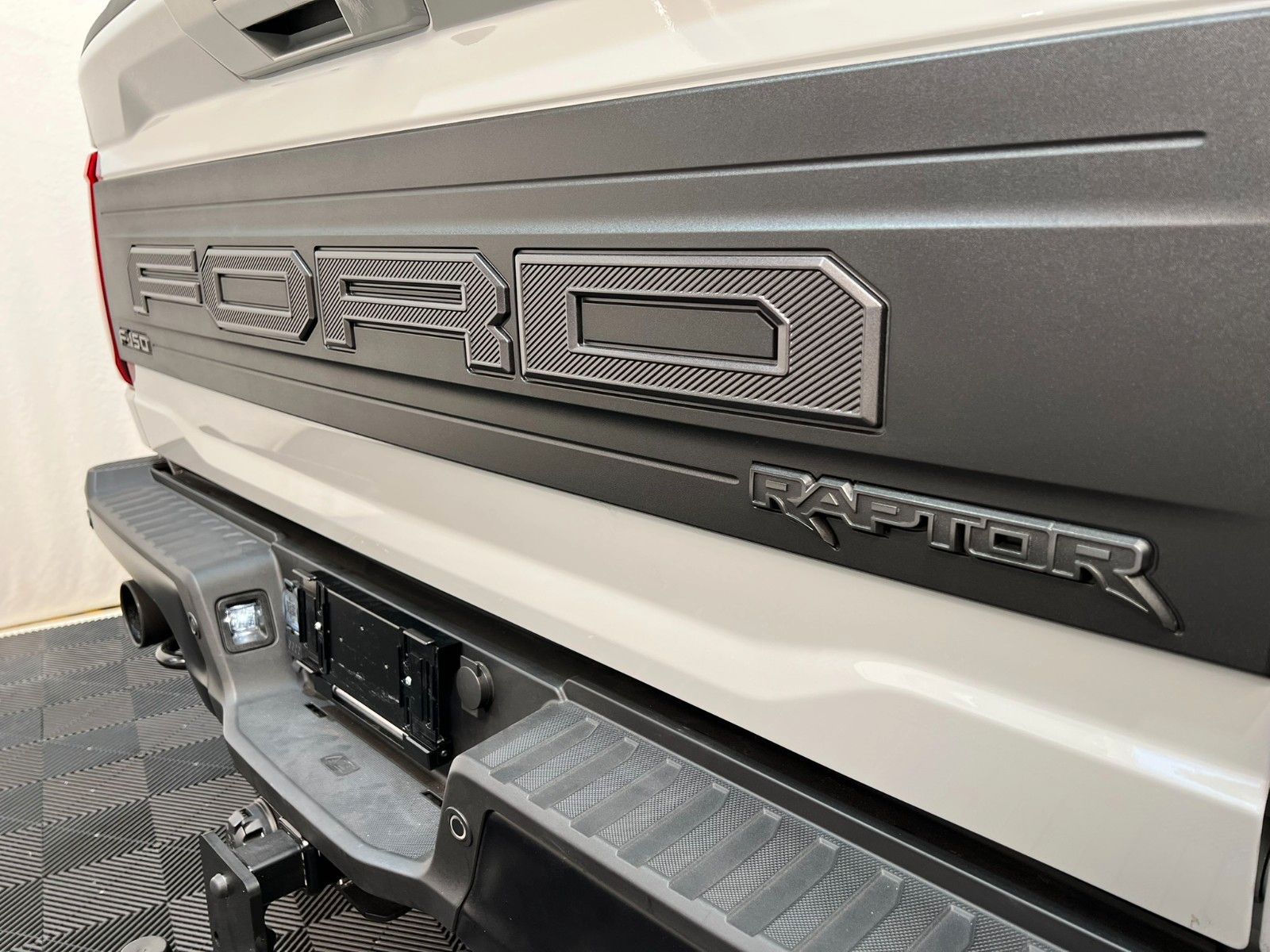Fahrzeugabbildung Ford F-150 RAPTOR  EcoBoost®  3.5L V6 *MY26*